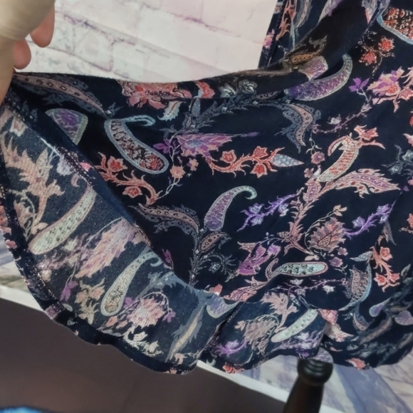 Lucky brand paisley boho top size medium - Picture 4 of 6